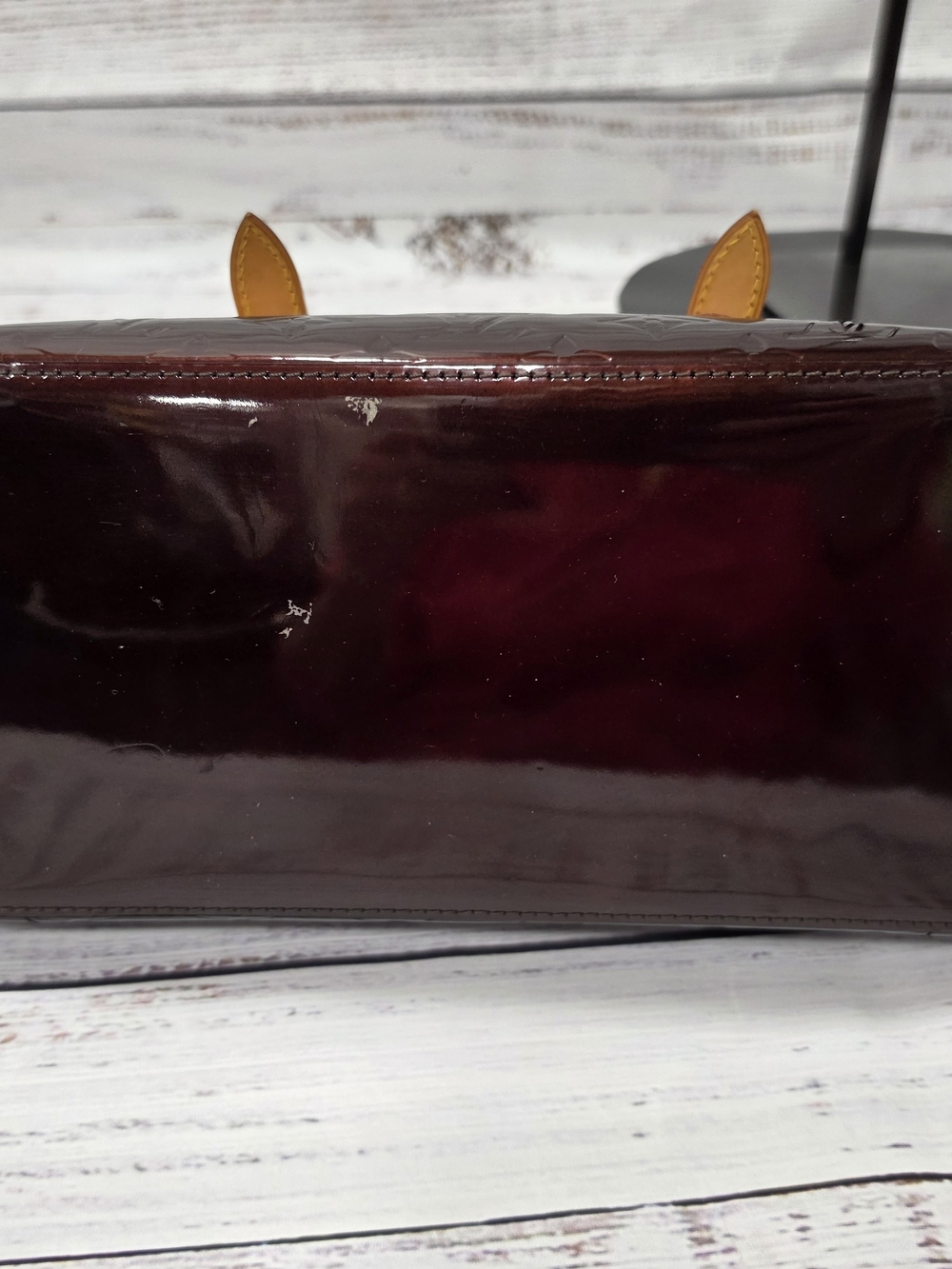 Louis Vuitton Rosewood Avenue In Amarante Monogram Vernis - Picture 5 of 8